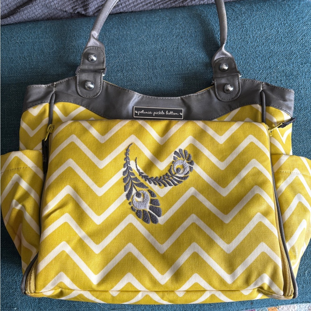 Petunia Pickle Bottom‎ Yellow and Gray Chevron Baby Bag